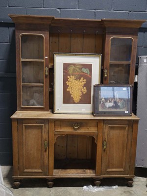 Lot 1261 - Oak 2 door dresser with single drawer and 2...