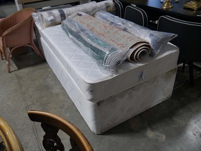 Lot 1239 - Single divan bed with mattress