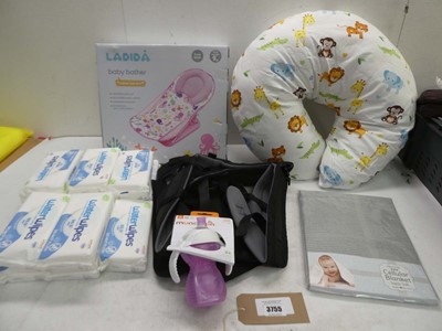 Lot 3755 - Ladida baby bather, blanket, wet wipes,...