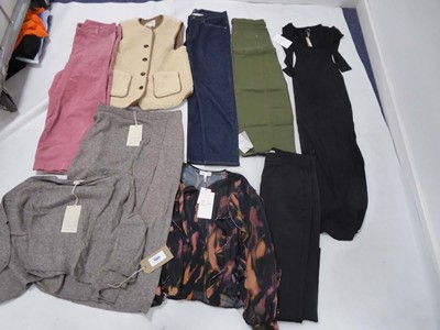 Lot Selection of clothing to include Boden,...