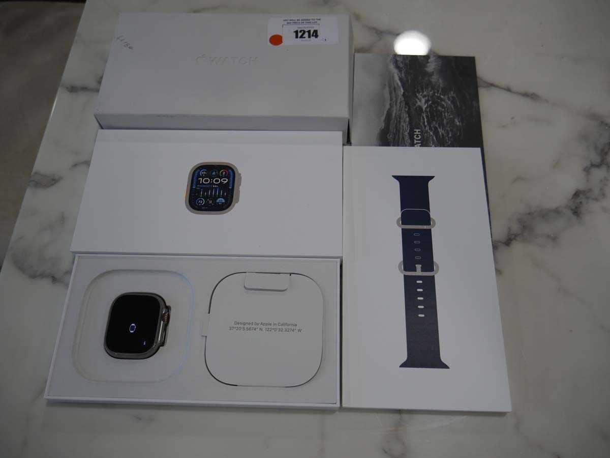 Lot 1214 - Apple Watch Ultra 2 49mm, Titanium Blue Ocean...