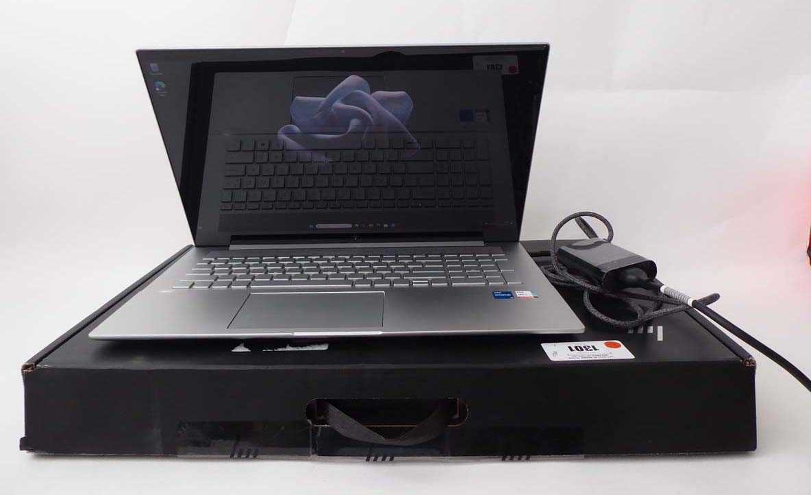 Lot HP Envy Laptop model 17-cr0003na, Intel Core...