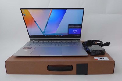 Lot ASUS VivoBook M5506W laptop, AMD Ryzen AI 9...