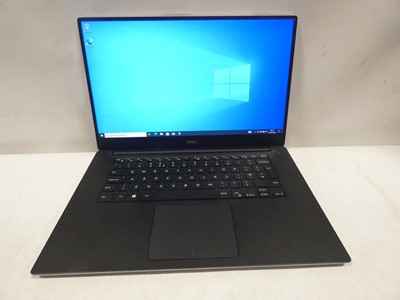 Lot 2004 - Dell Precision 5520 laptop with Intel i7-6820...