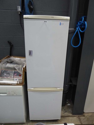 Lot 3210 - Beko fridge freezer