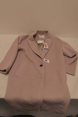 Lot Gianni Feraud Lilac coat in size Large