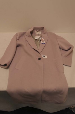 Lot Gianni Feraud Lilac coat in size Large