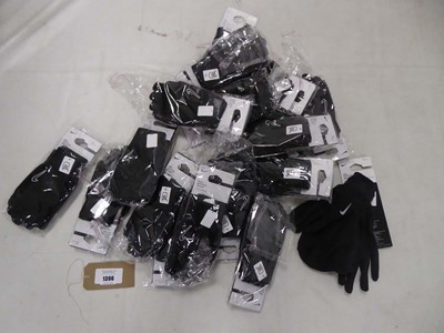 Lot Selection of Nike gloves