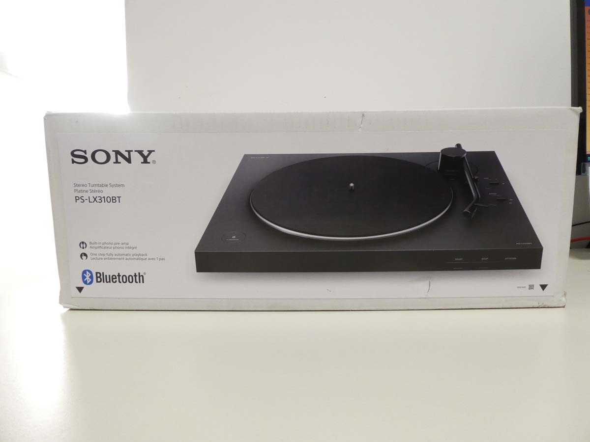 Lot SONY Stereo Turntable System, model PS-LX310BT,...