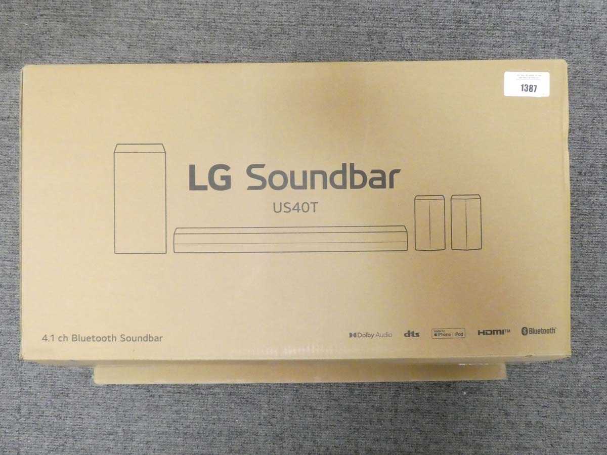 Lot 1387 - LG Soundbar set, model US40T, boxed