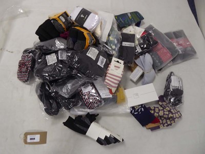 Lot Selection of mixed paired socks