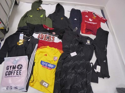 Lot Selection of sportswear to include Nike,...