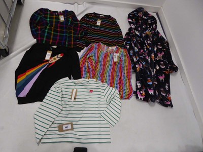 Lot Selection of Sugarhill and Chelsea Peers clothing