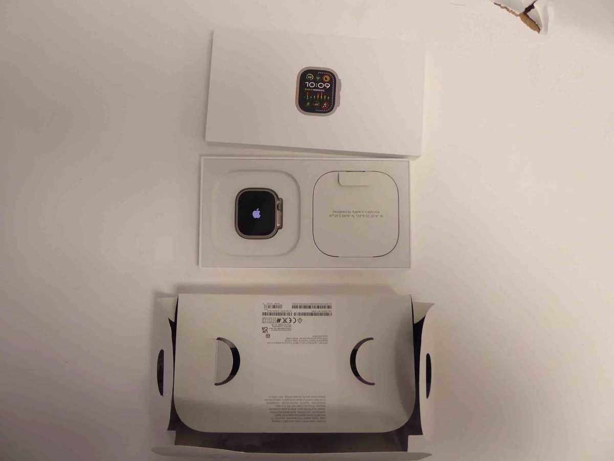 Lot Apple Watch Ultra 2, 49mm, Titanium Blue/Black,...