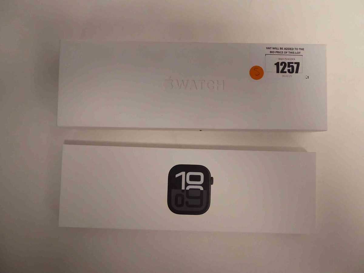 Lot 1257 - Apple Watch Series 10, 42mm, Jet Aluminium,...