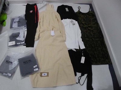 Lot Selection of clothing to include Aligne,...