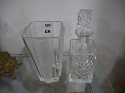 Lot 1214 - IG Durand French crystal vase with cut glass...