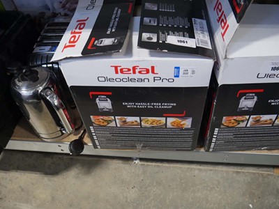 Lot 1061 - Boxed Tefal OleoClean Pro deep fryer