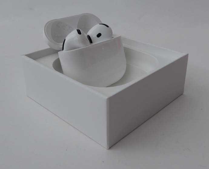 Lot 1278 - Apple AirPods 4 with Active Noise Cancellation,...