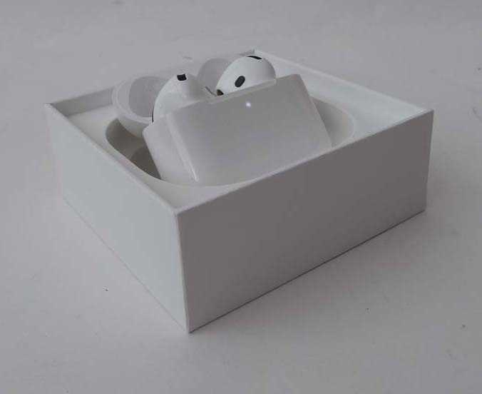 Lot Apple AirPods 4, boxed