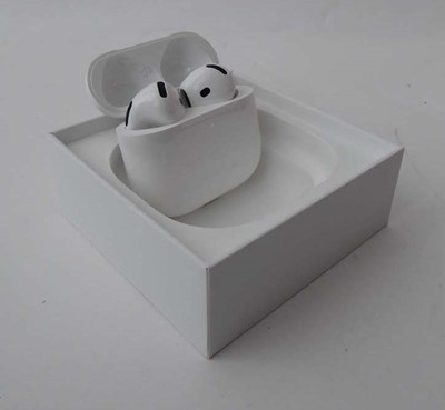 Lot Apple AirPods 4, boxed