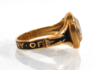 Lot 708 - A late Victorian 18ct yellow gold mourning...