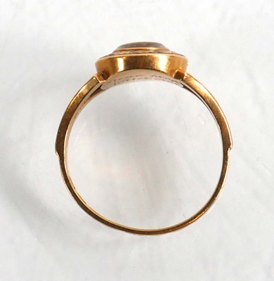 Lot 708 - A late Victorian 18ct yellow gold mourning...