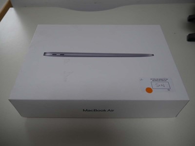 Lot Apple MacBook Air 13-inch with Apple M1 chip,...