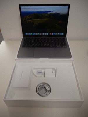 Lot Apple MacBook Air 13-inch with Apple M1 chip,...