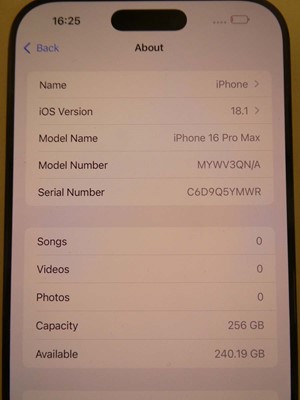 Lot Apple iPhone 16 Pro Max, 256GB, Black Titanium,...