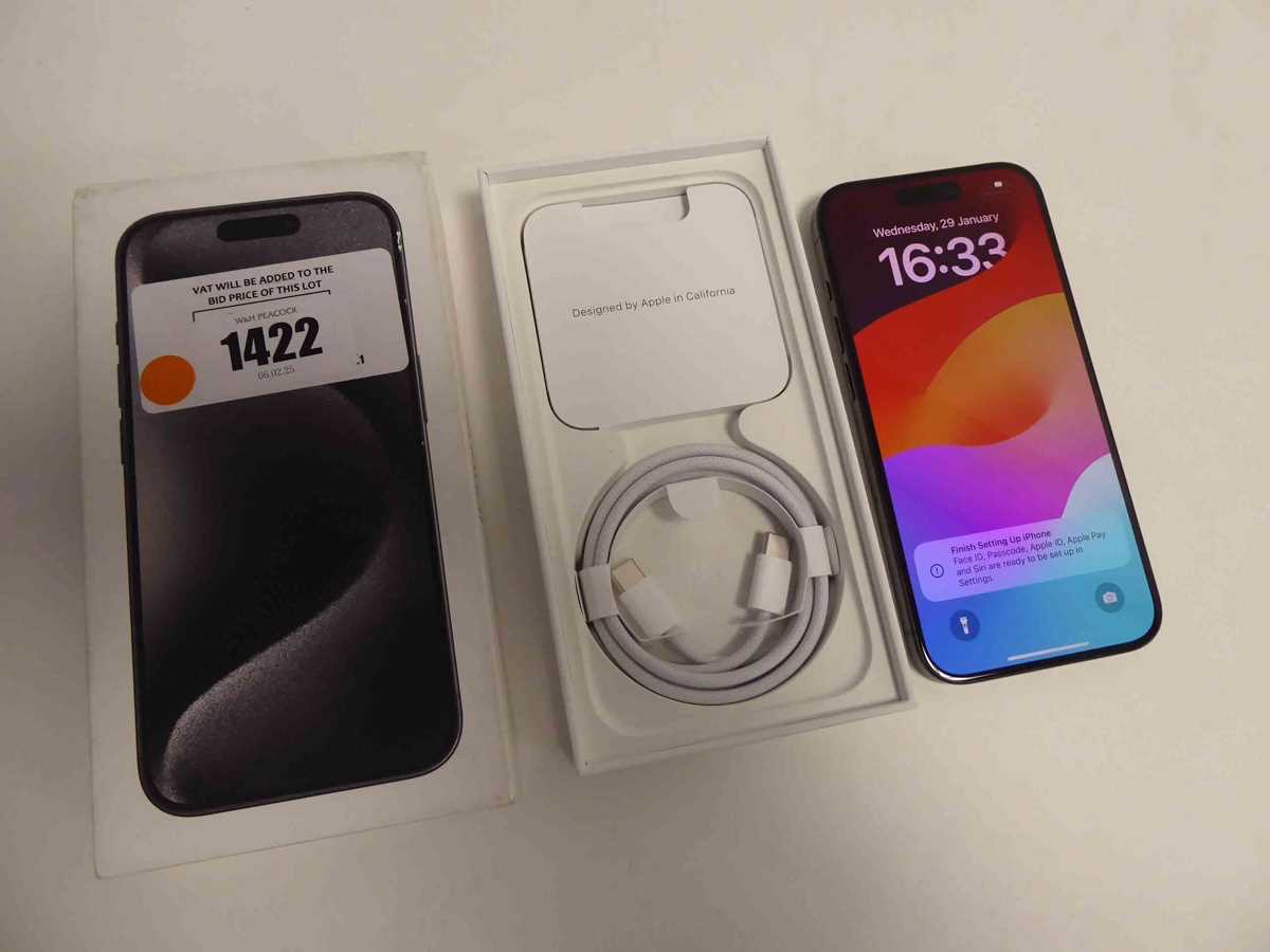 Lot Apple iPhone 15 Pro, 256GB, Black Titanium,...