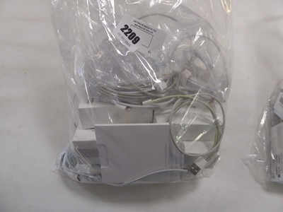 Lot 2209 - Bag containing Apple AirPod wires and cases