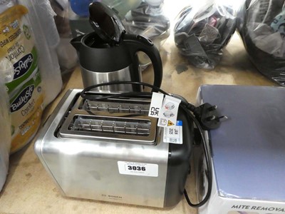 Lot 3036 - Bosch 2 slice toaster and kettle