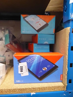 Lot 2255 - Selection of tablets, for spares and repairs