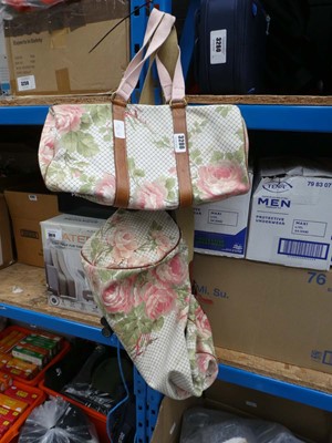 Lot 3280 - Two floral patterned holdalls