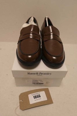 Lot 1666 - Russell and Bromley London Penelope shoes in...