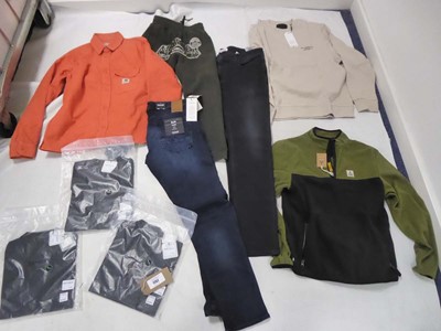 Lot 1732 - Selection of clothing to include Jack & Jones,...