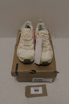 Lot 1689 - Salomon XT-6 Expanse trainers in vanilla ice...