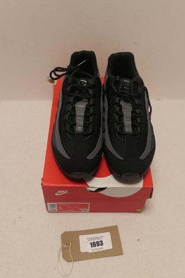 Lot 1693 - Nike air max 95 in black/grey size UK7 (boxed)