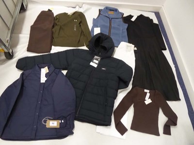 Lot 1737 - Selection of clothing to include Uniqlo,...