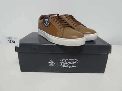 Lot 1423 - Boxed pair of men's Penguin Paxton shoes in...