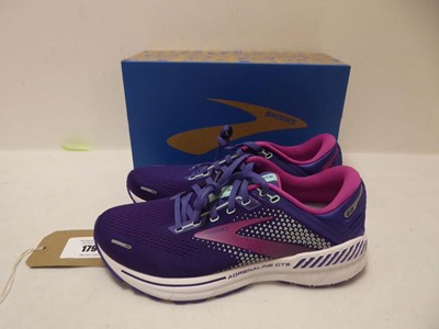 Lot 1798 - Brooks adrenaline trainers size UK8 (boxed)