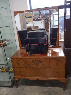 Lot 1504 - Walnut dressing unit with large 3 panel mirror...