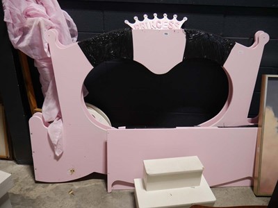 Lot 1553 - Pink princess bedframe