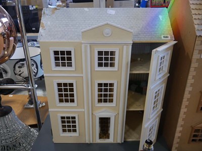 Lot 1592 - Dolls house