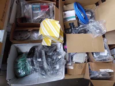 Lot 147 - Pallet containing quantity of cables,...