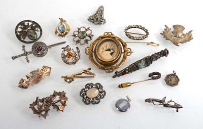 Lot 845 - A group of silver and base metal jewellery...