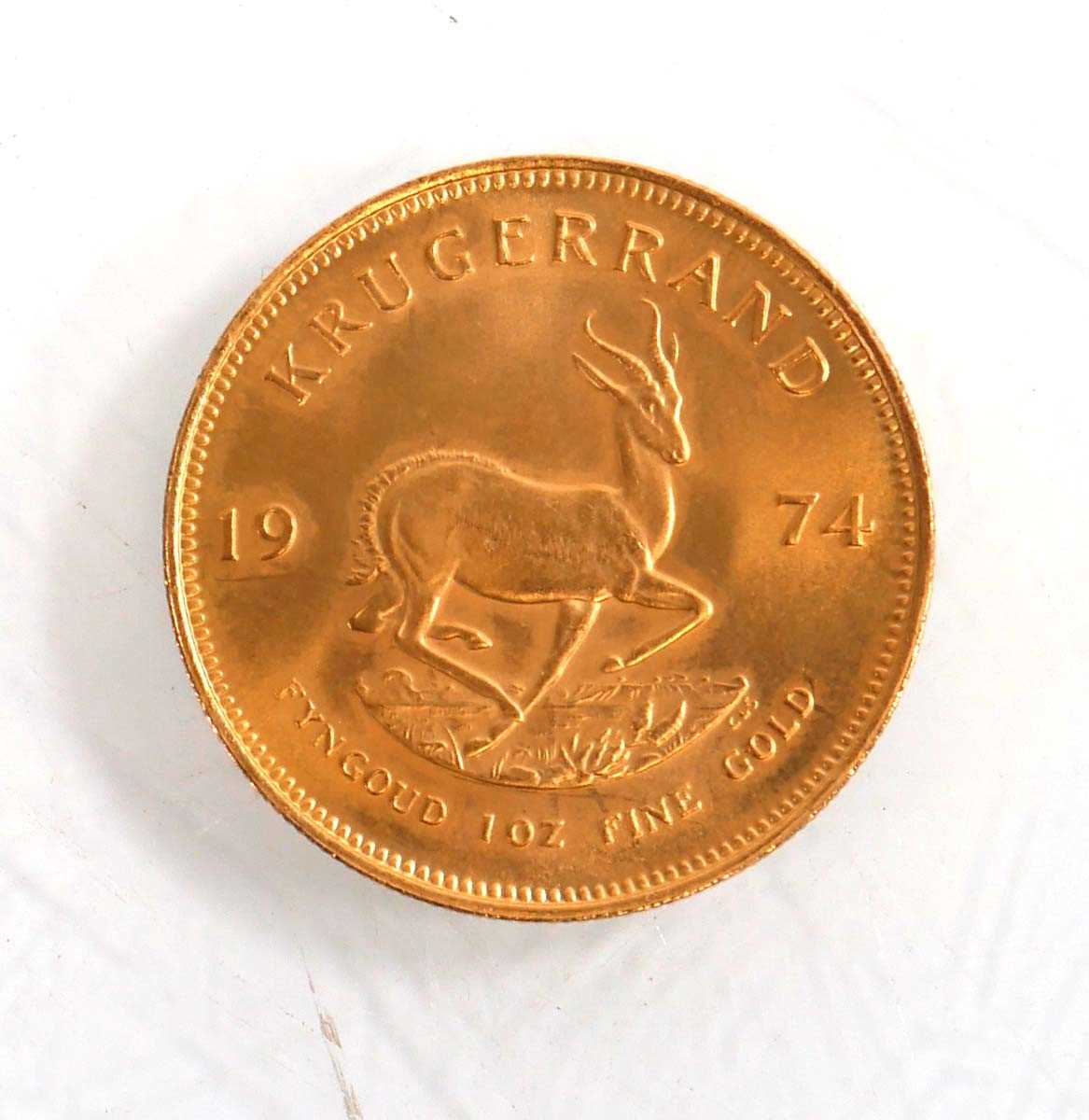 Lot 981 - A krugerrand dated 1974