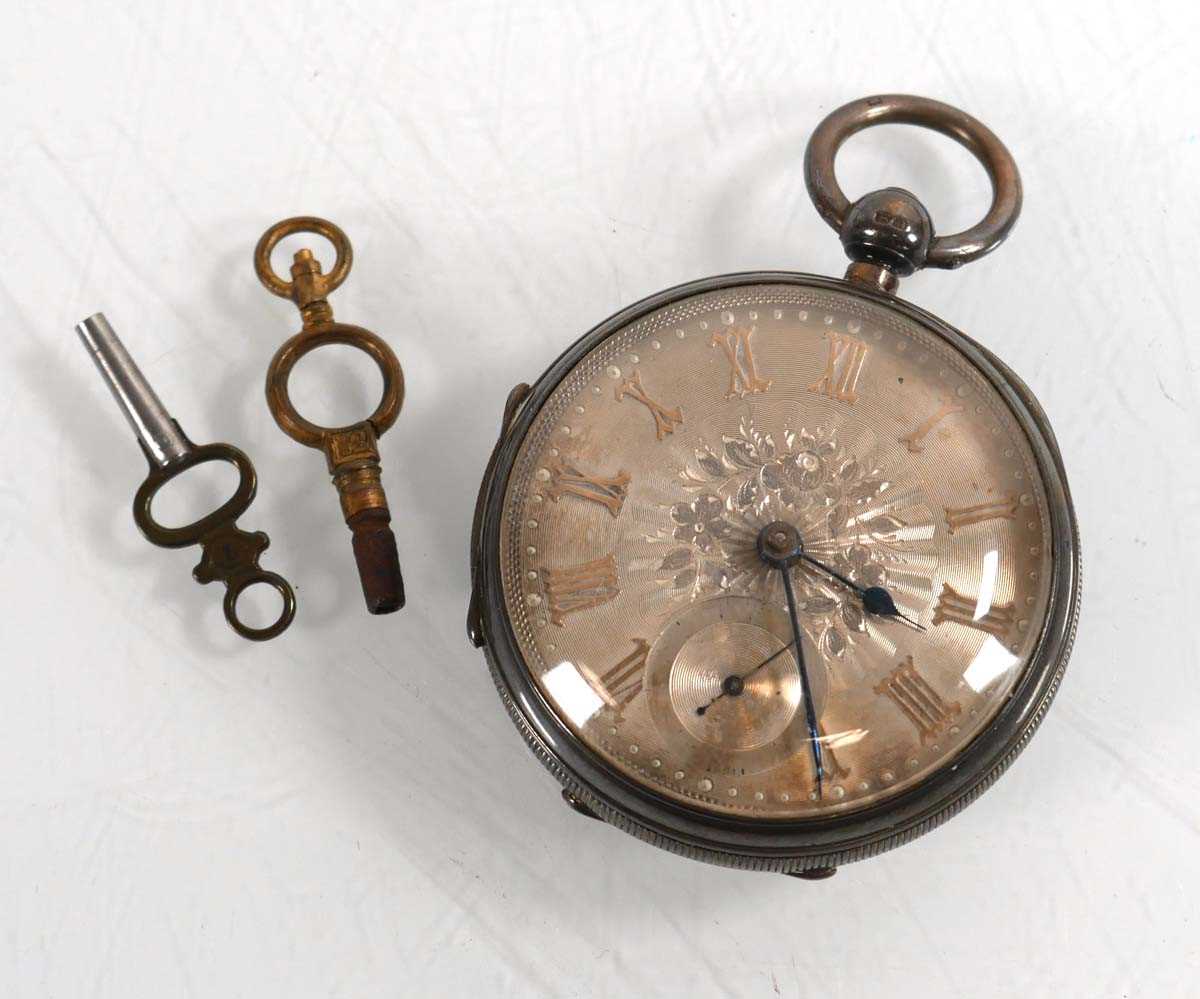 Lot 471 - A Victorian silver open face pocket watch, the...