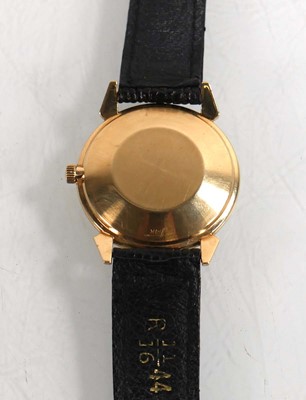 Lot 406 - A gentleman's 14ct yellow gold wristwatch by...